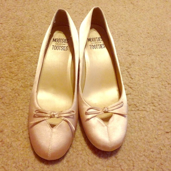 Tan heels size 7.5