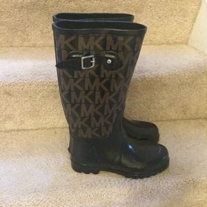 Michael Kors rain boots size 9