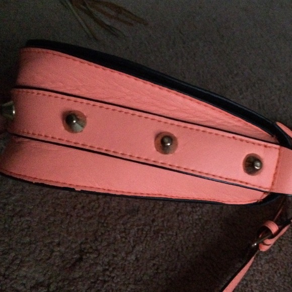 Purse - Picture 2 of 3