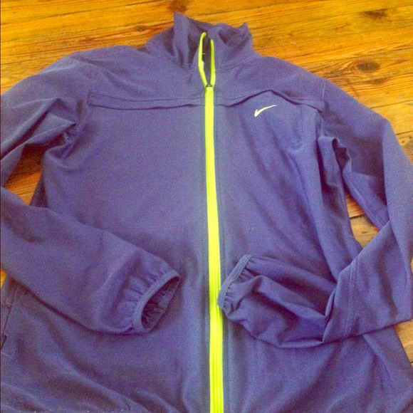 Nike dry fit pull over- zip!