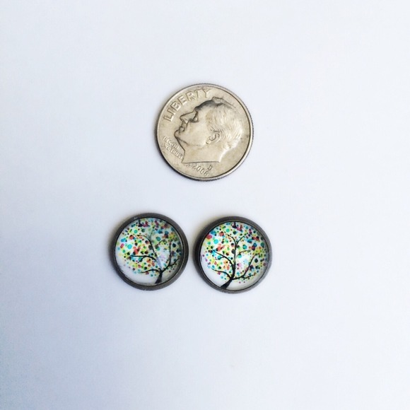 3 for 15🎀tree of life picture earrings - Picture 2 of 4