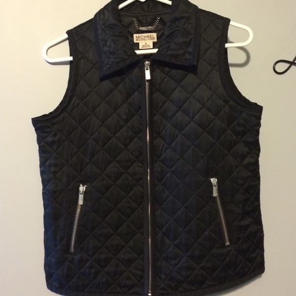 Quilted black MK vest