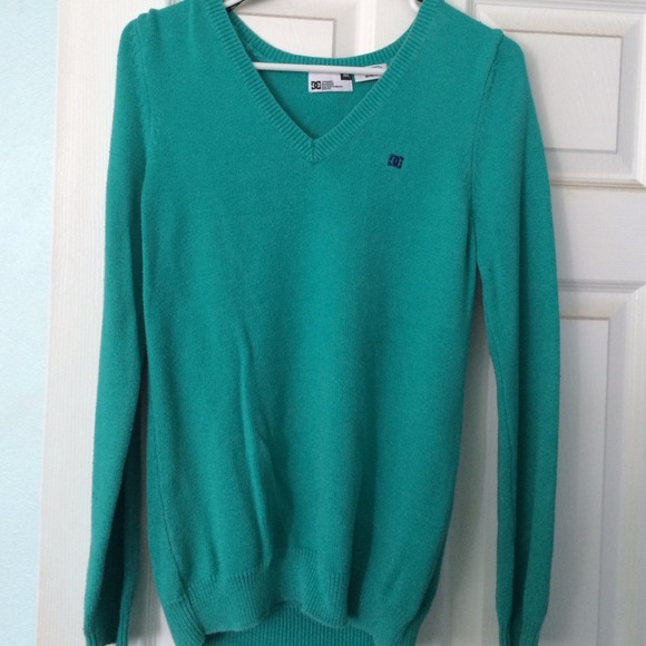 DC sweater - Picture 1 of 2