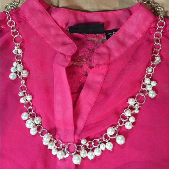 Faux pearl necklace - Picture 1 of 1