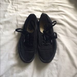All black vans
