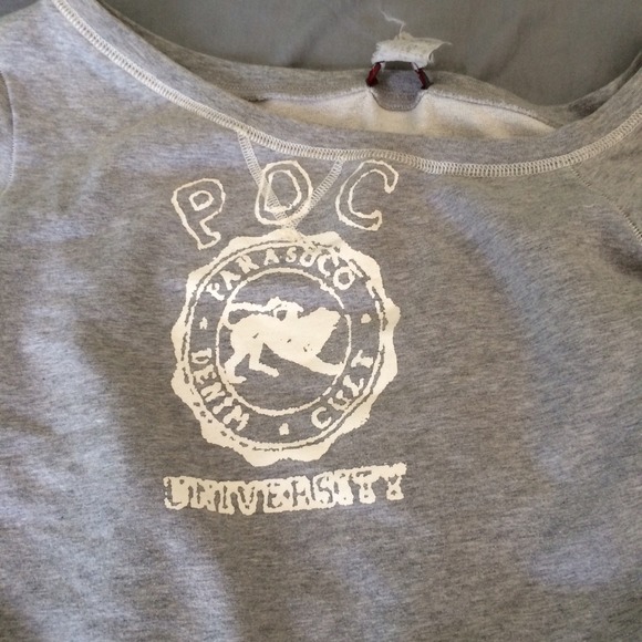 Ladies gray top - Picture 2 of 3