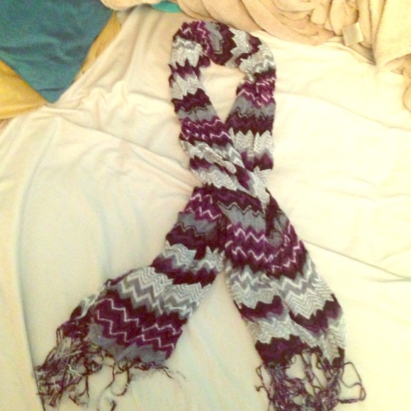 Cute multi-colored scarf.