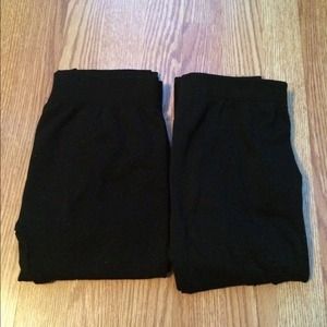 black leggings, 4 total pairs, selling 2 at a time