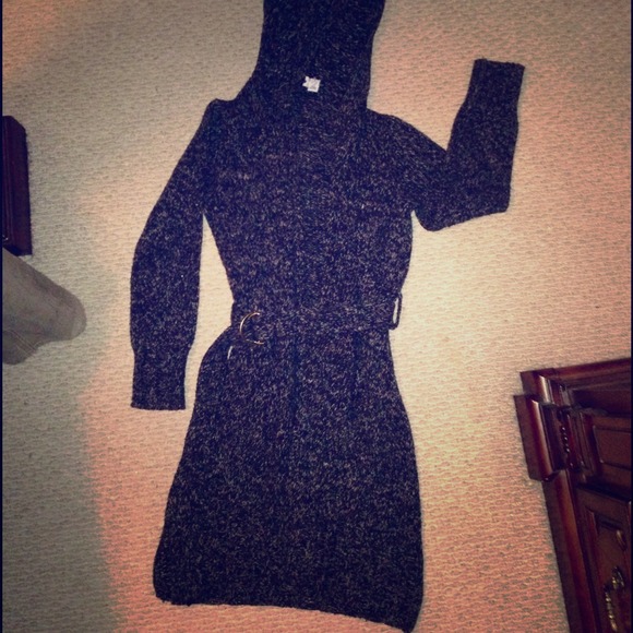 Gray and black Long sweater jacket with hoodie