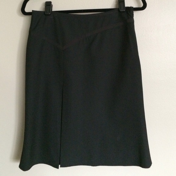 Black dress skirt- The Limited- Size 2