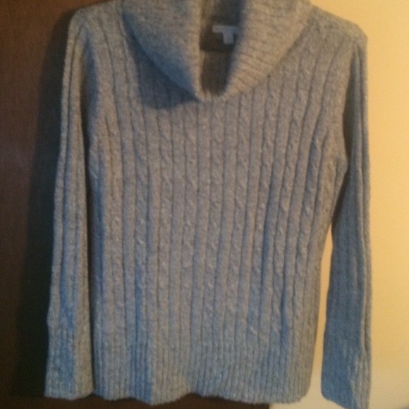 NY&CO Grey Sweater with Metallic threads size XL