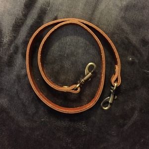 Chestnut leather purse strap with clasps