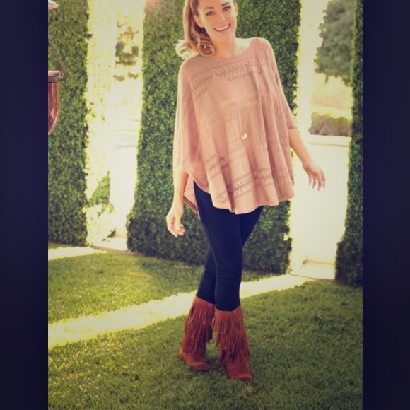 Authentic Minnetonka fringe moccasin boots