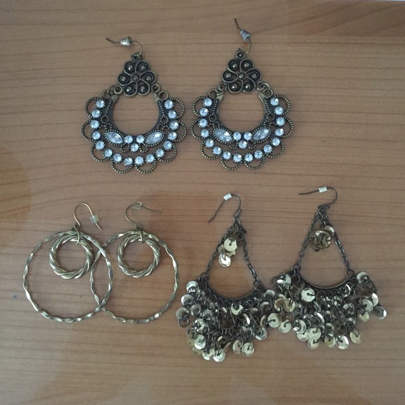 Bundle of Earrings 3/$10!