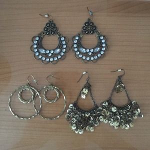 Bundle of Earrings 3/$10!
