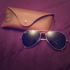 Authentic classic Ray Bans
