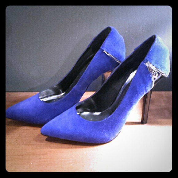 Fergie precise blue heels