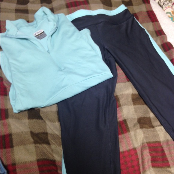 Cute Columbia Long Sleeve with Workout Capris!