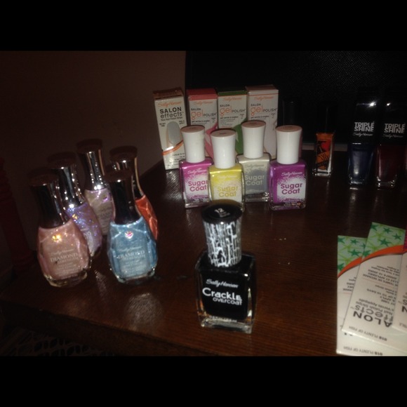 New additions to my Nail polishes - Picture 2 of 4