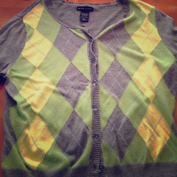 Cute sweater from New York and Co.