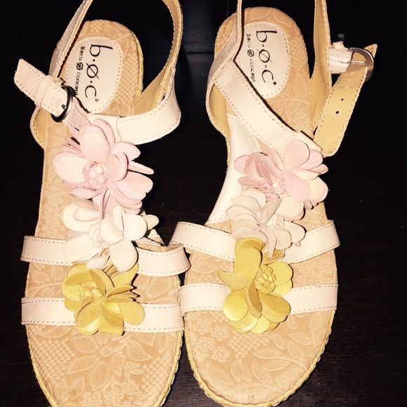 Cute scrappy dress dangle with heel