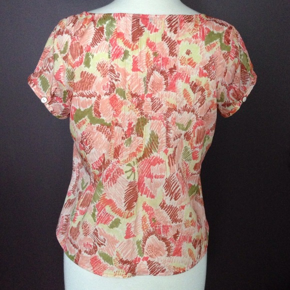 Forever 21 Spring Time Top - Picture 4 of 4