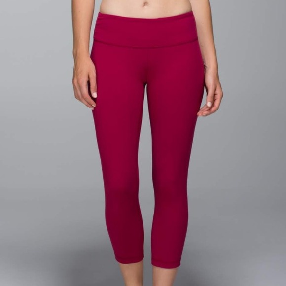 💜sold sold sold💜 Lululemon Wunder Under