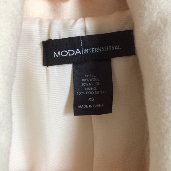 Coat - Picture 2 of 4