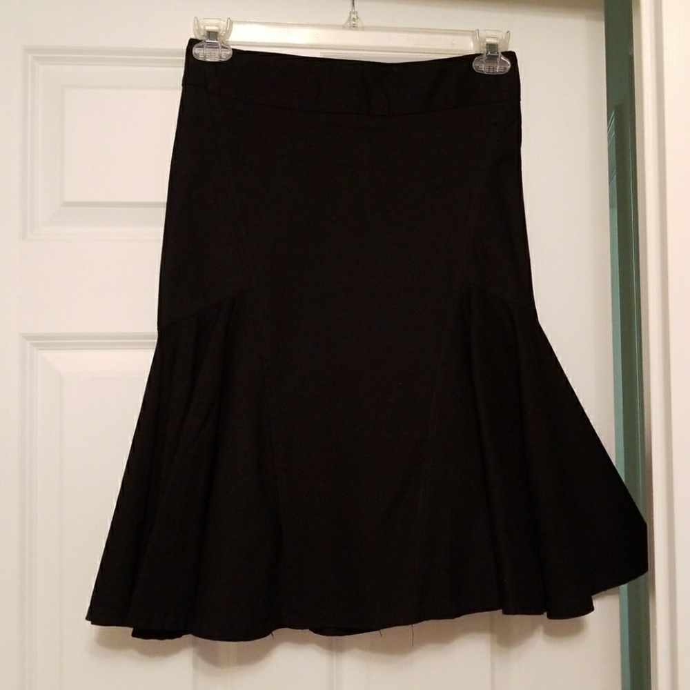 Black flirty jeans skirt.