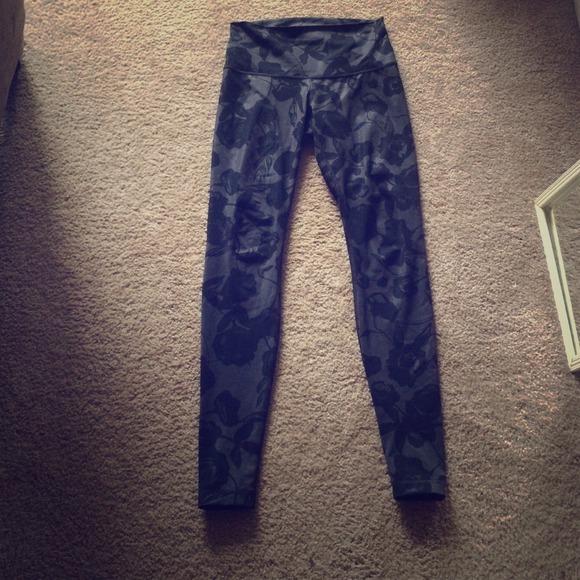 Lululemon wunder under pant full on luon