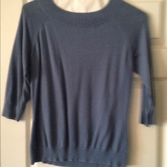 Short sleeve sweater