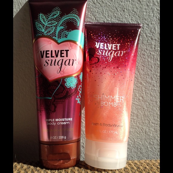 Body cream and Shimmer bomb in Velvet Sugar