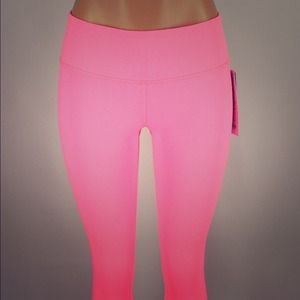 Lululemon Athletica wunder under crops - PINK