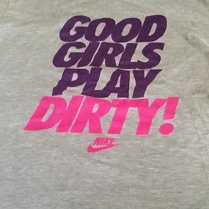 Gray nike sporty tee!