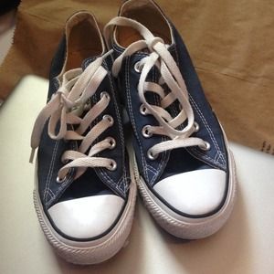 Converse Blue