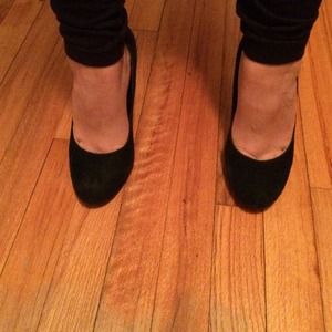 Black Steve Madden heels