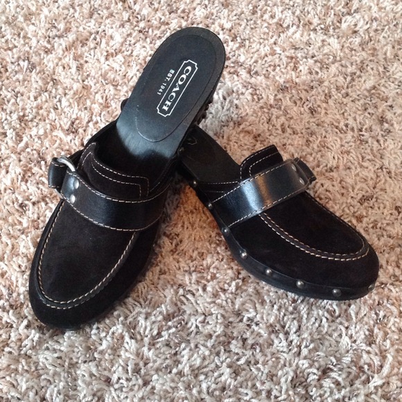 Coach Shoes size 8