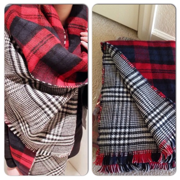 Accessories - 💥1/24💥Reversible Plaid Houndstooth Scarf