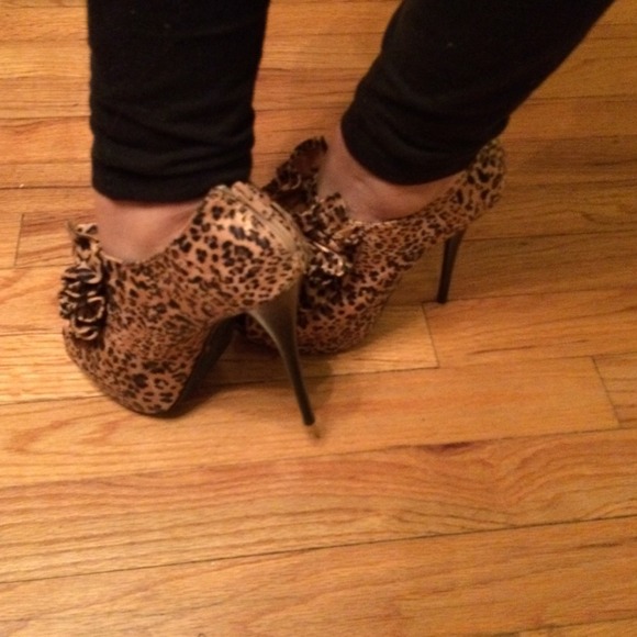 Leopard heels - Picture 2 of 4
