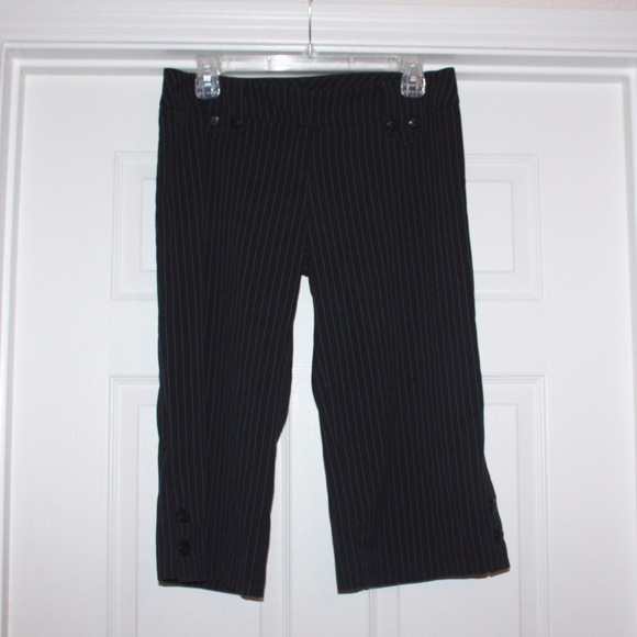 Business casual capris