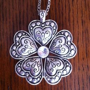 SALE-Silver Flower Necklace