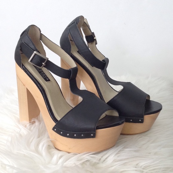 messeca Shoes - Messeca leather studded black pump heel 6.5