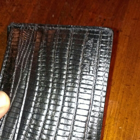 Saks fifth men's wallet - Picture 2 of 3
