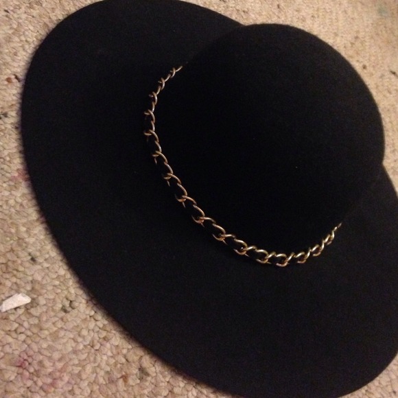 Black hat