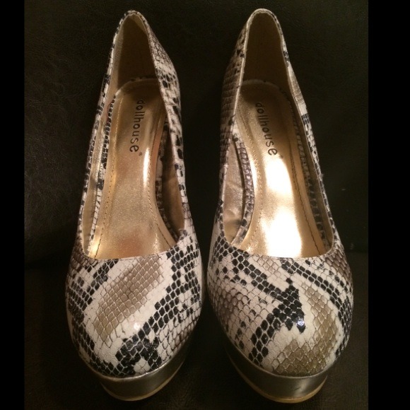 Python Almond Toe Gold Covered Pumps - Picture 2 of 4