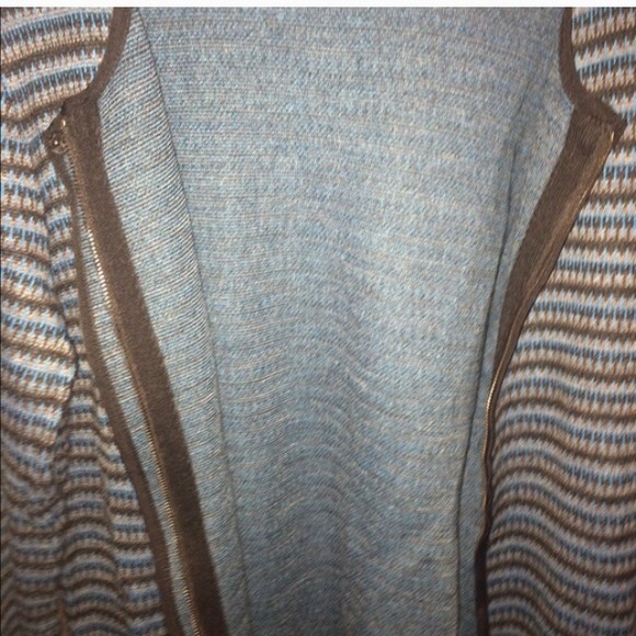 Ann Taylor cardigan - Picture 3 of 4