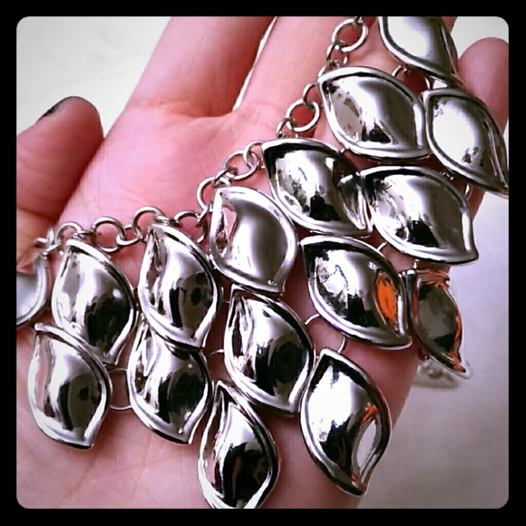 Never been worn necklace
