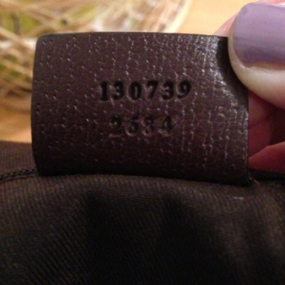 🚫SOLD on Tradesy🚫Gucci Small Abbey D Ring Tote - Picture 2 of 4