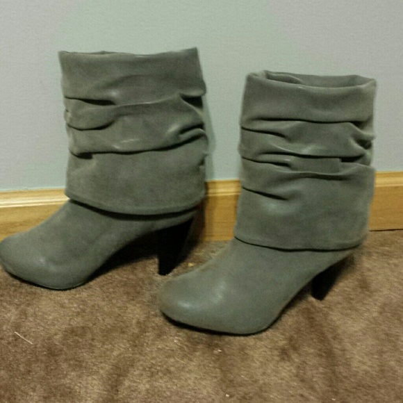 Heel boots - Picture 1 of 4