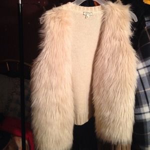 Faux fur white creme vest never worn